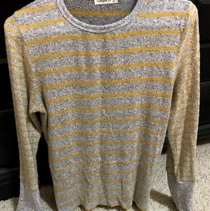 Long sleeve, lightweight, sweater